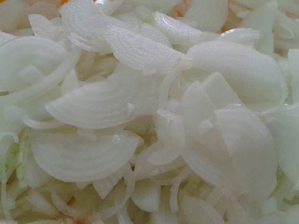 Ceapă tăiată fin
