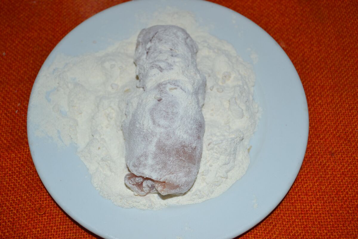 Pieptul de pui prin făină