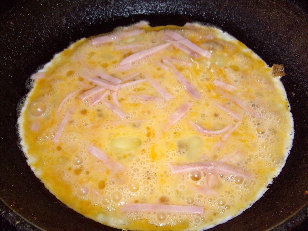 Omletă cu șuncă