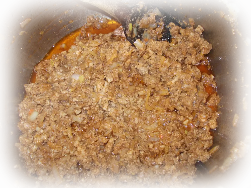 Compoziție de musaca cu carne tocată