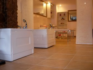 spa hidromasa casa magica busteni
