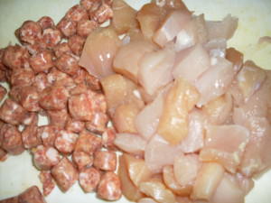 tochitura carne de pui si carnaciori